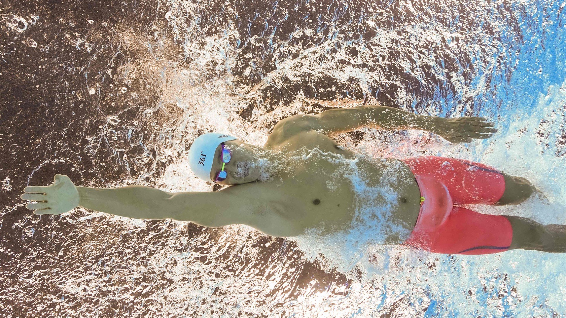 开云体育官方网站-火焰与长城，樊振东的双面绝杀